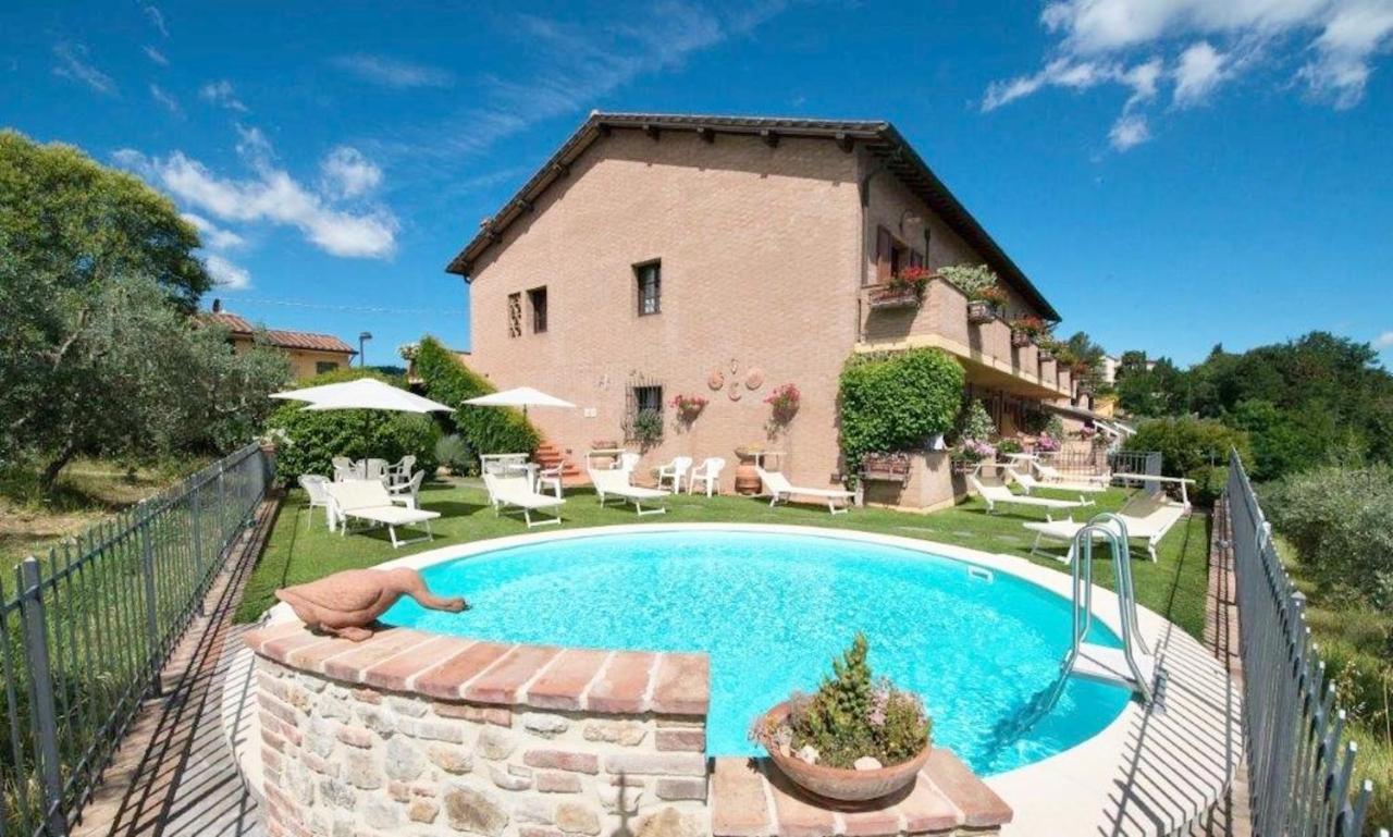 Casa Vacanze Con Piscina A San Gimignano Aparthotel Ngoại thất bức ảnh