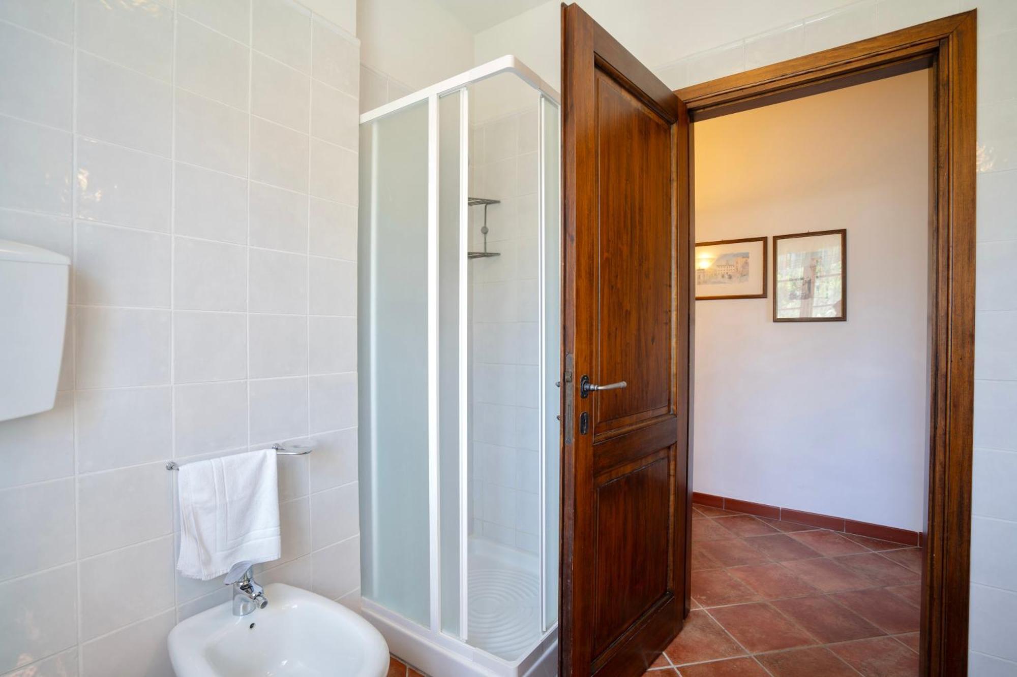 Casa Vacanze Con Piscina A San Gimignano Aparthotel Phòng bức ảnh