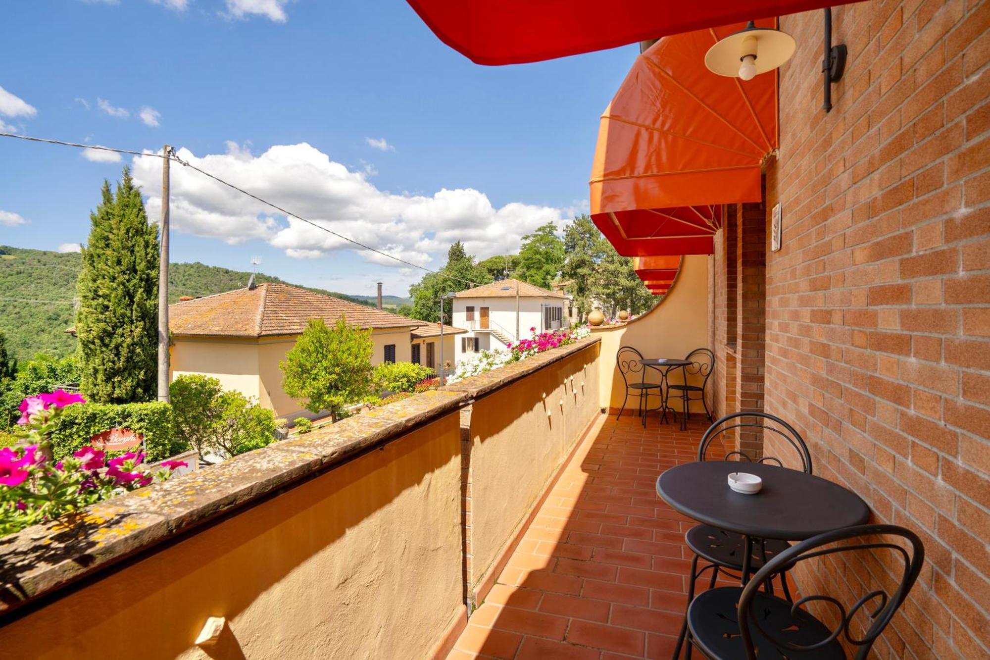 Casa Vacanze Con Piscina A San Gimignano Aparthotel Ngoại thất bức ảnh